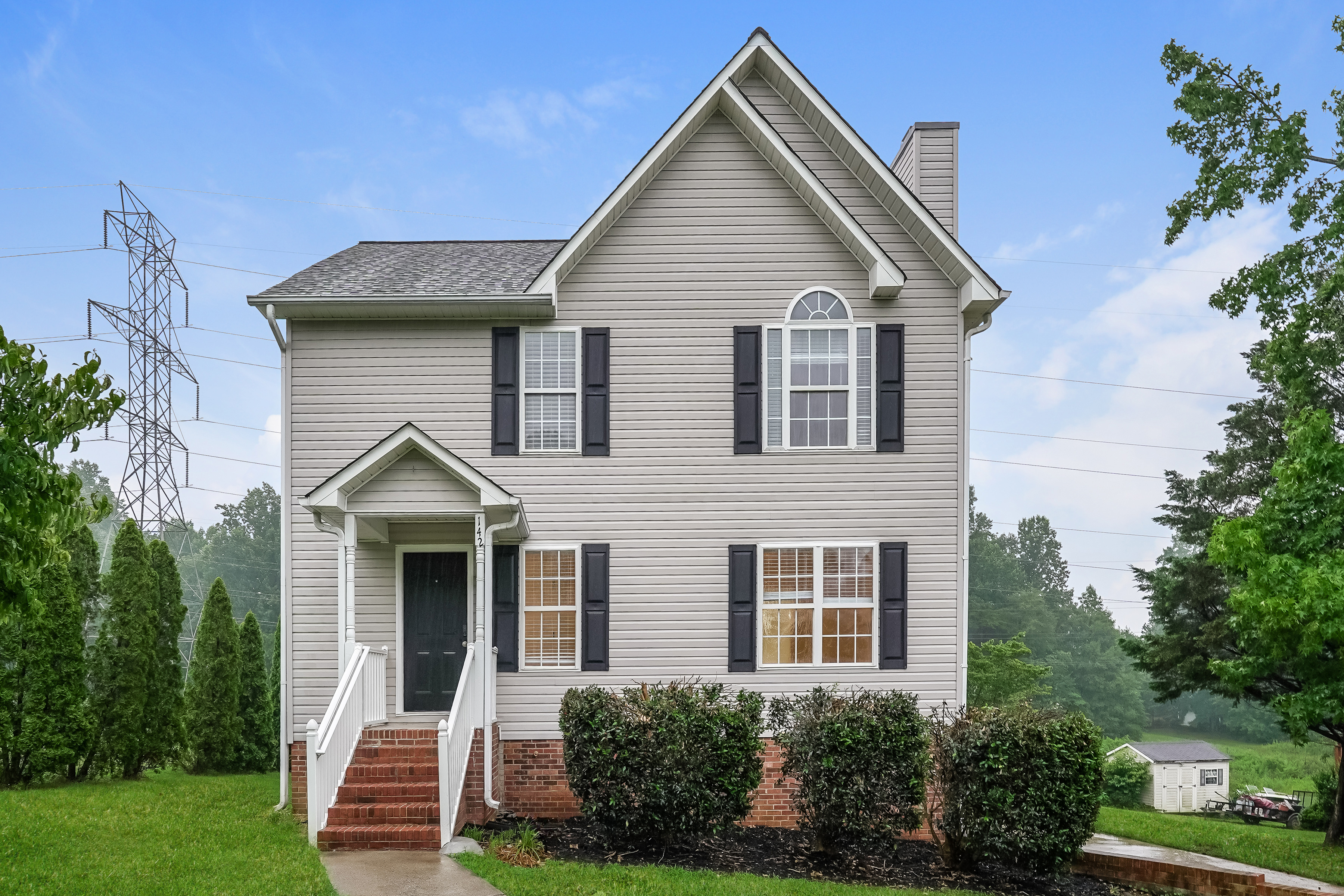 142 TUMBLEWEED DR WINSTON SALEM, NC 27127